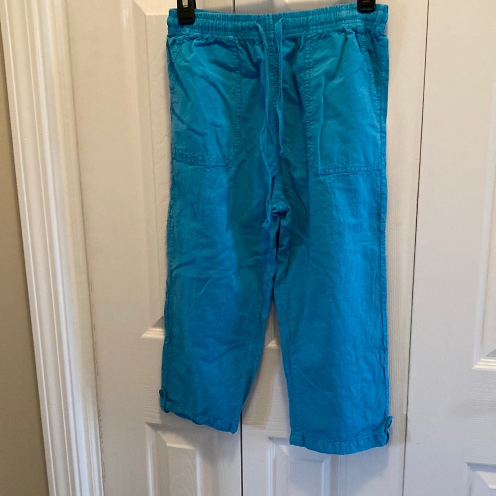 Lightweight capris